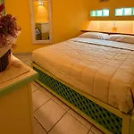 Casa Mirto Apartment *